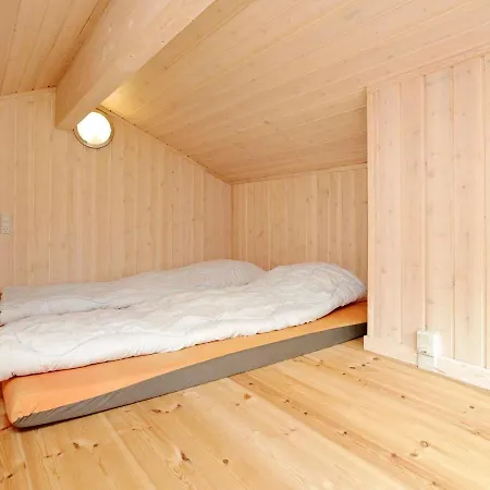 10 Person In Lb K By Traum * Ålbæk