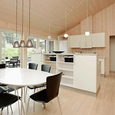 10 Person In Lb K By Traum * Ålbæk